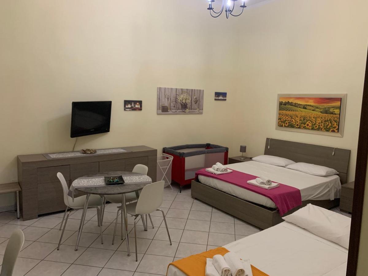 Вілла Centro Storico Napoli La Casa Di Ciro Екстер'єр фото